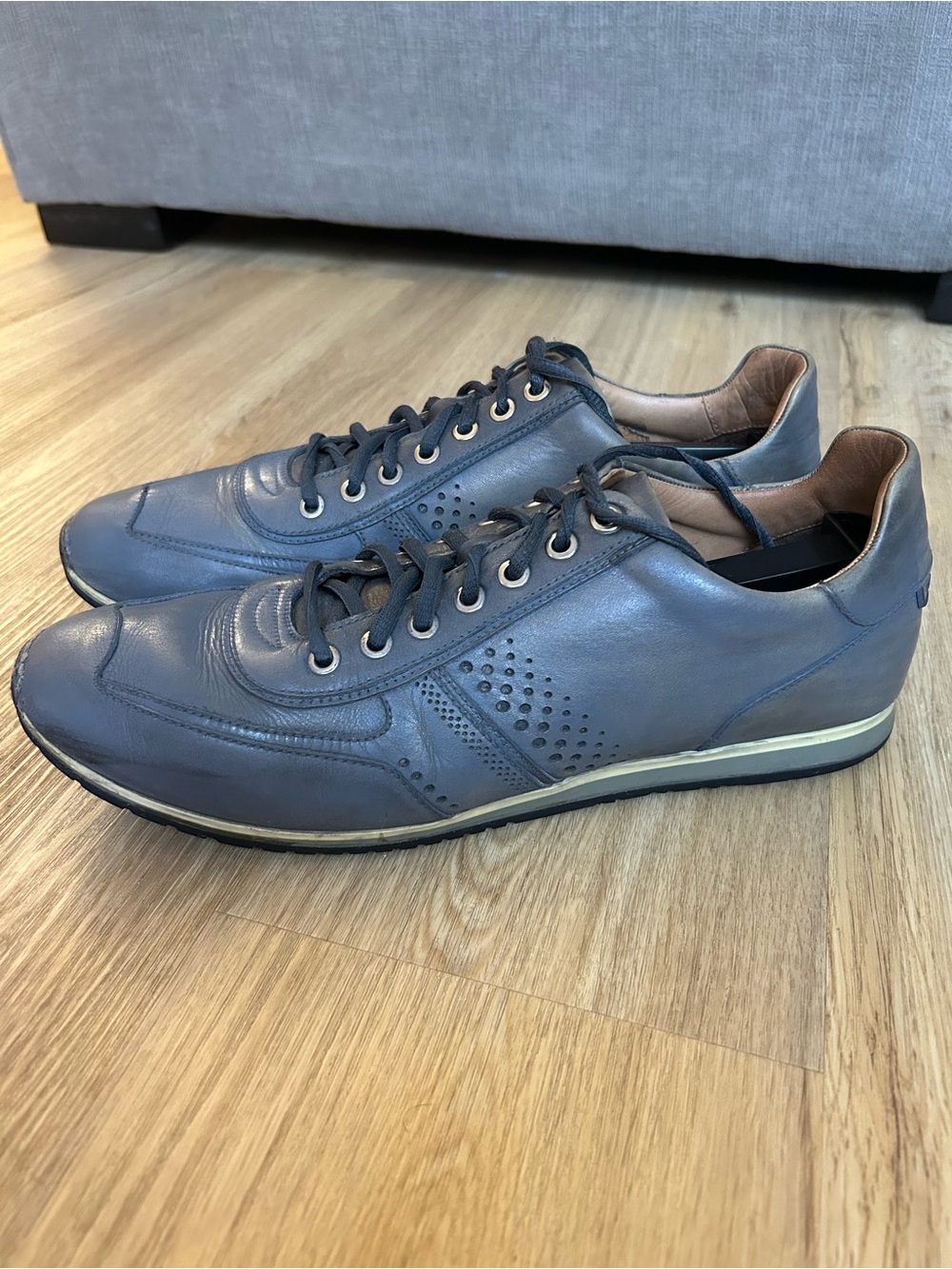 Magnanni 'Cristian' Leather Sneakers (Model 15745).